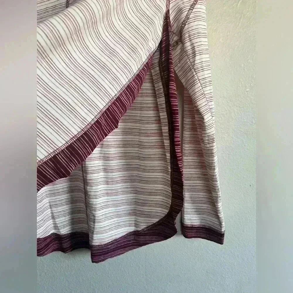 Hem & Thread - Picture 3 of 4